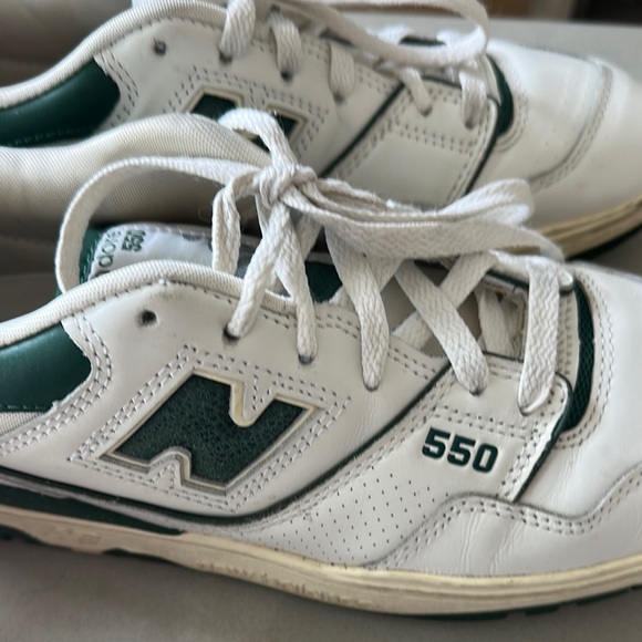 New Balance Men\'s White and Green Sneakers